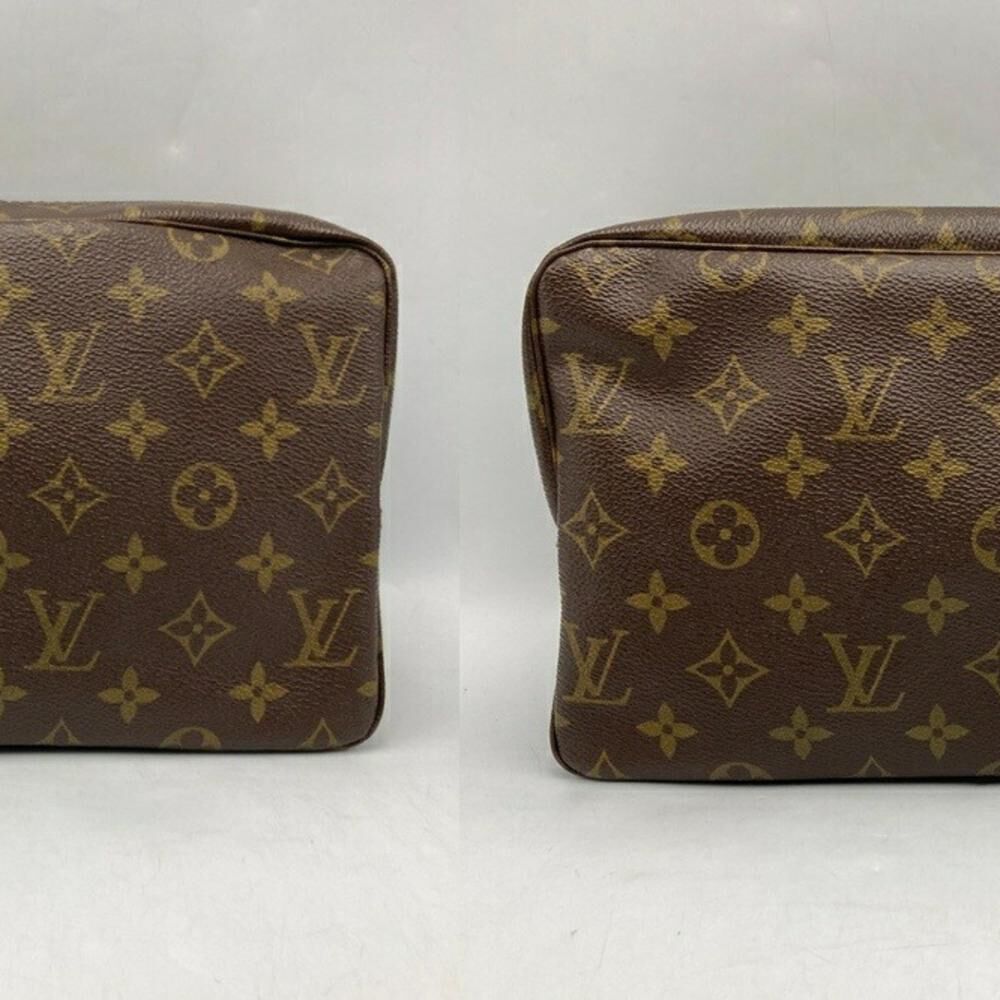 Louis Vuitton Clutch
