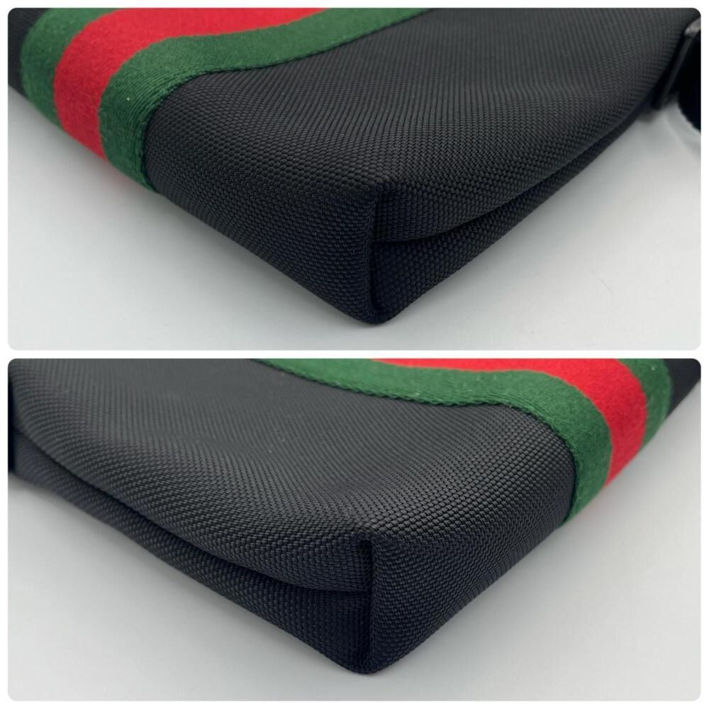 Gucci Shoulder Bag