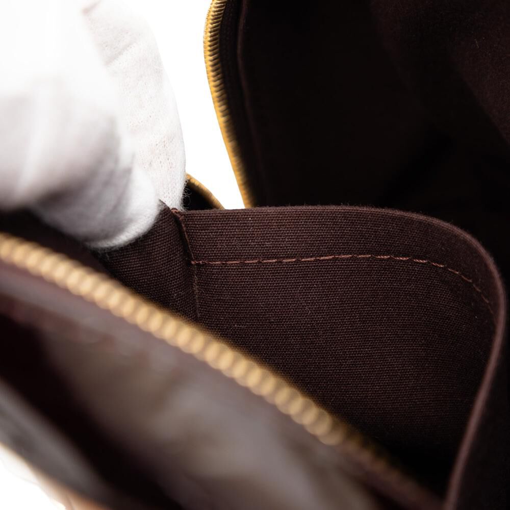 Louis Vuitton Summit Drive