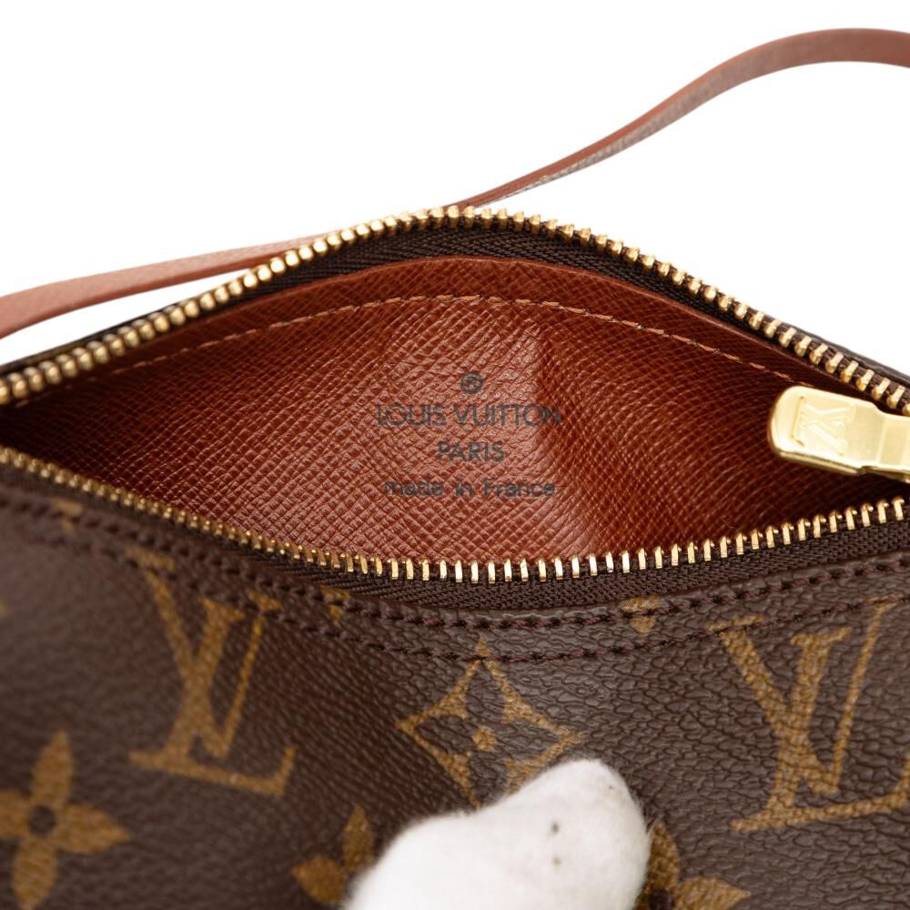 Louis Vuitton Shoulder Bags