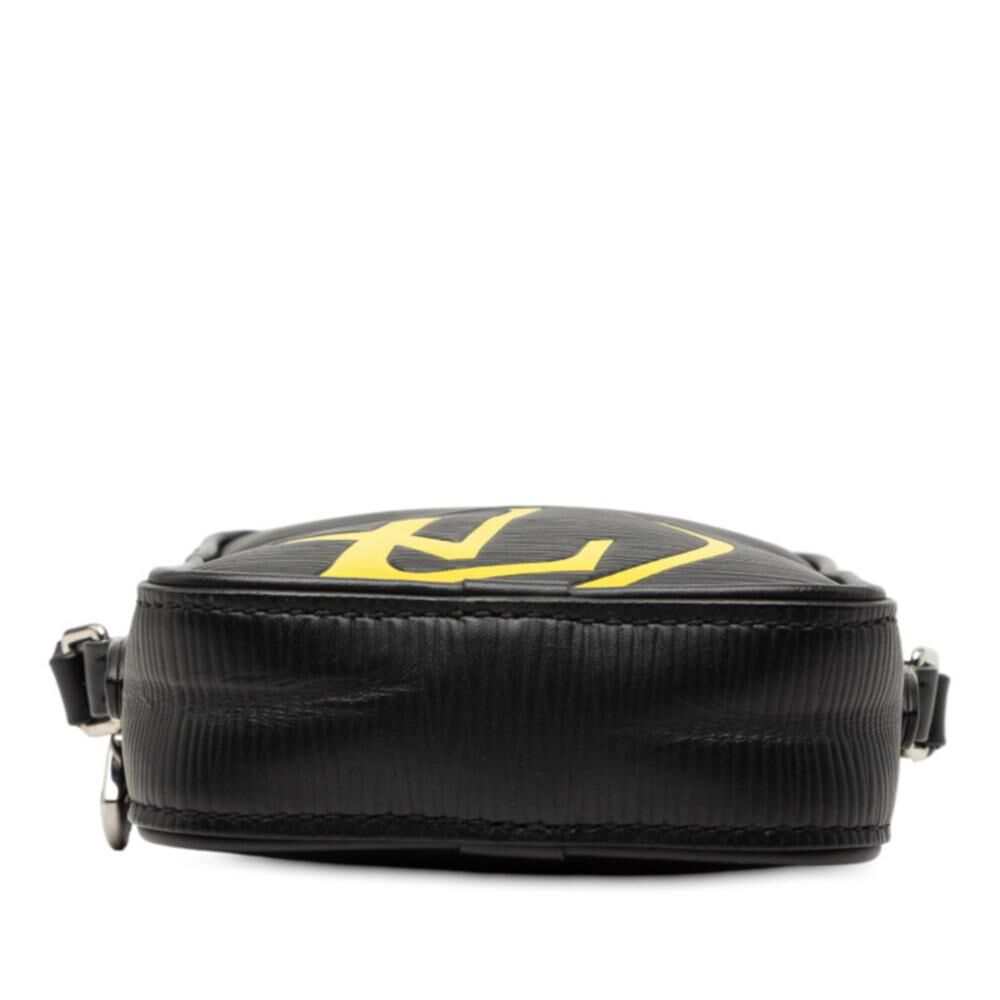 Louis Vuitton Shoulder Bags