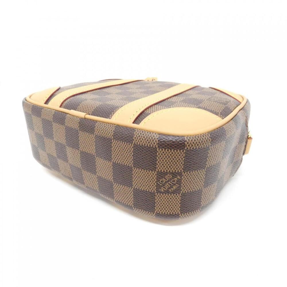 Louis Vuitton Shoulder Bags