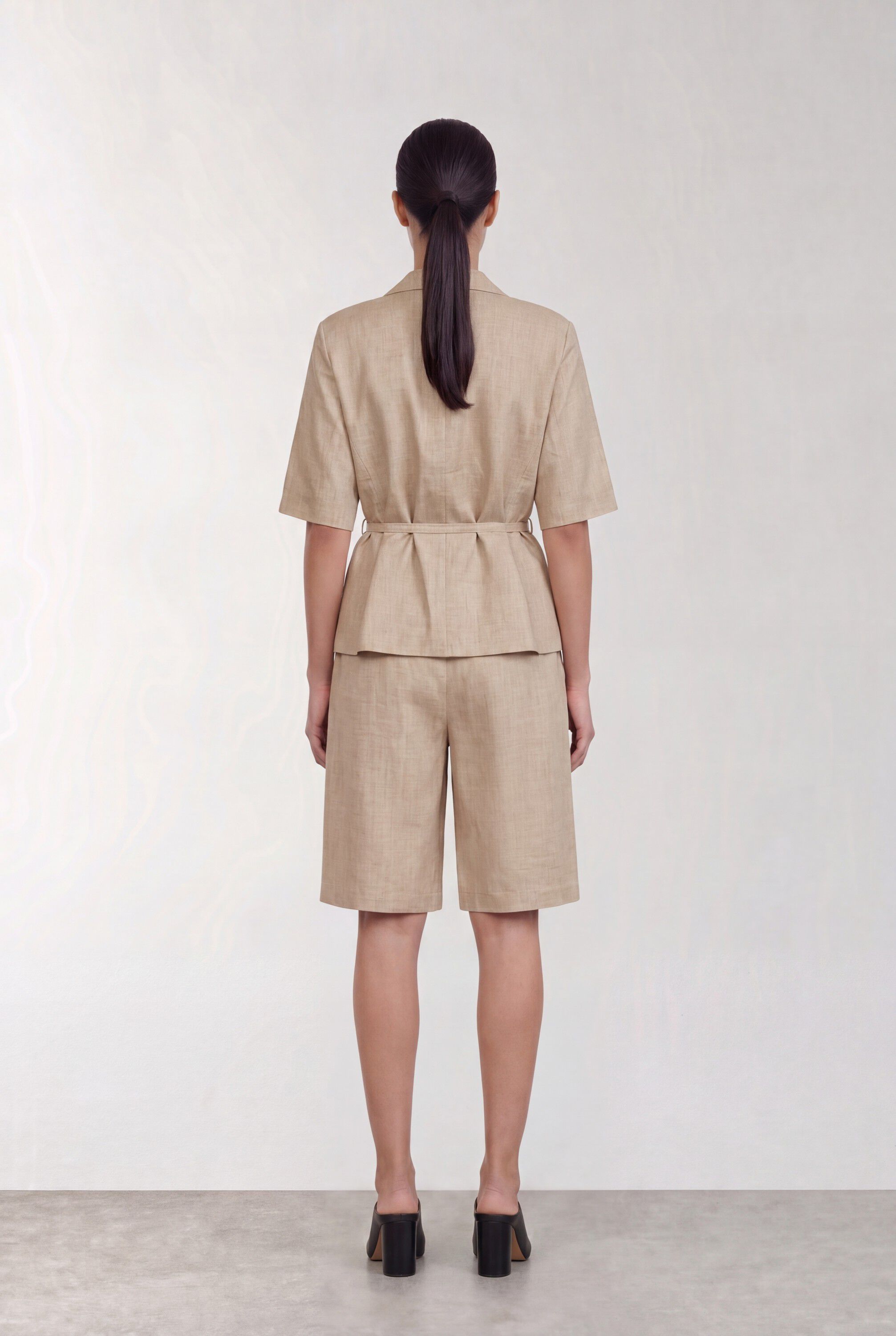LR-RIOT 1 Shorts Sand
