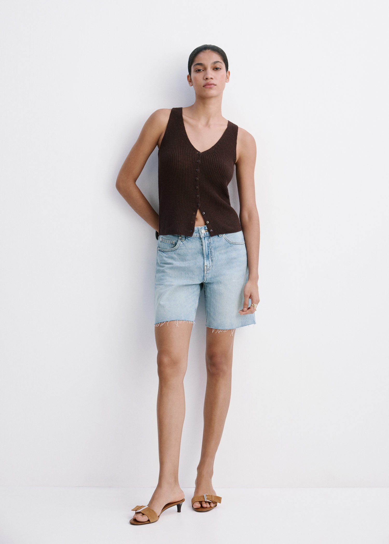 Straight low-rise denim Bermuda sho