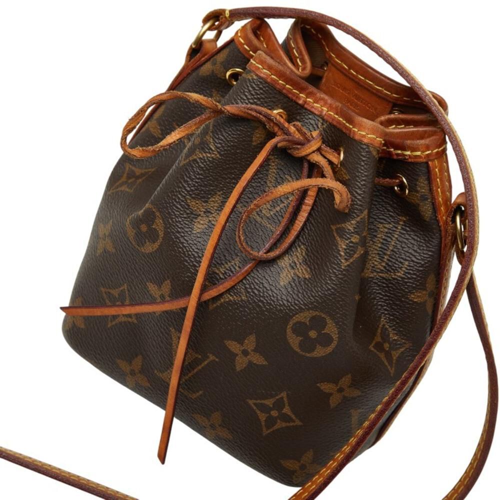 Louis Vuitton Bucket Bag