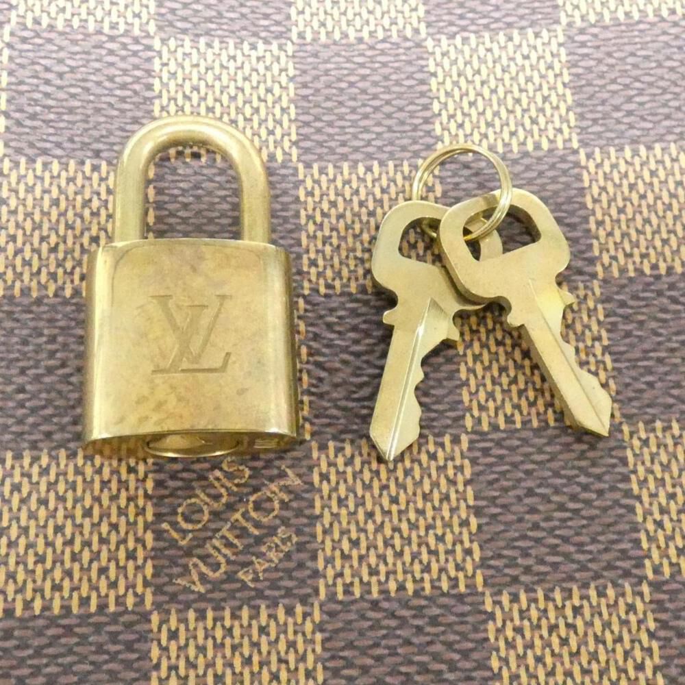 Louis Vuitton Chelsea