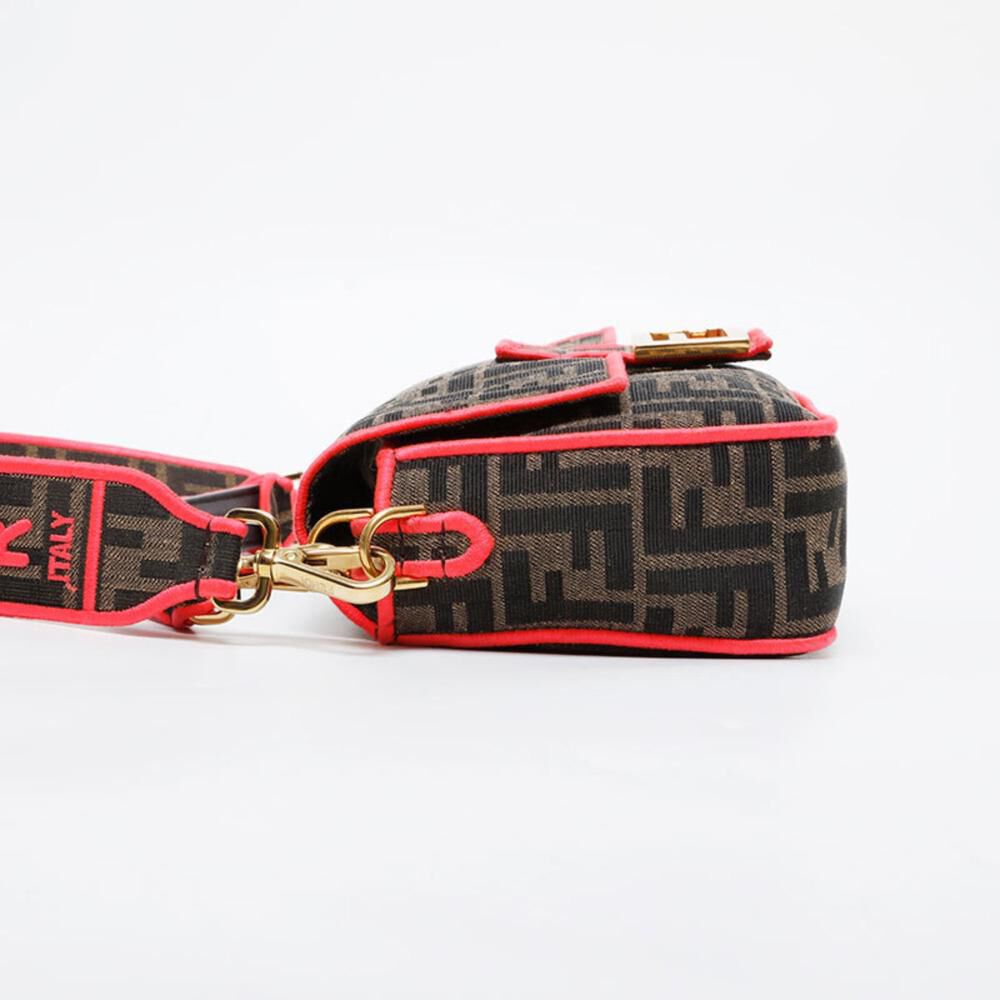 Fendi Baguette Mamma