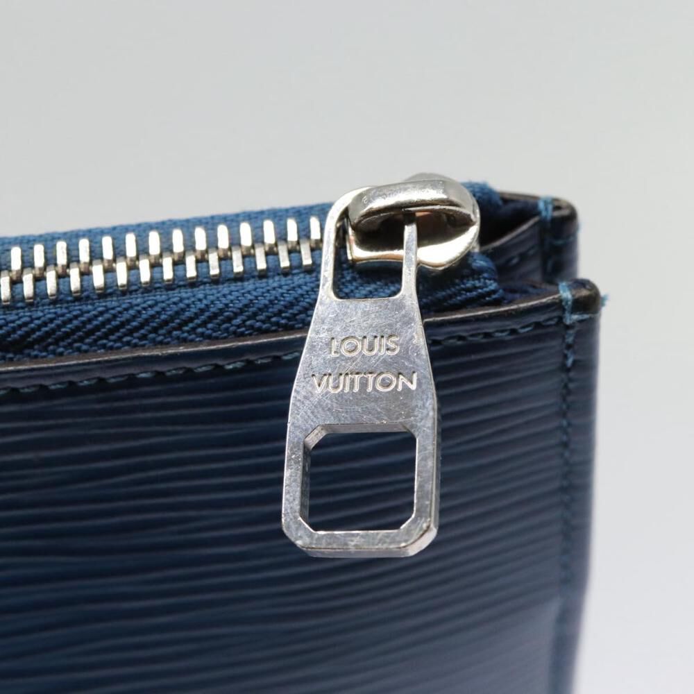 Louis Vuitton Clutch