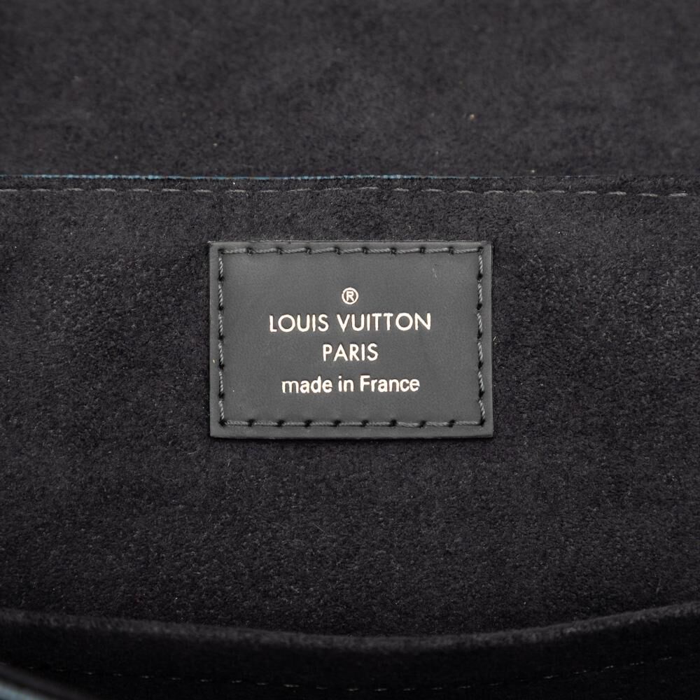 Louis Vuitton Messenger