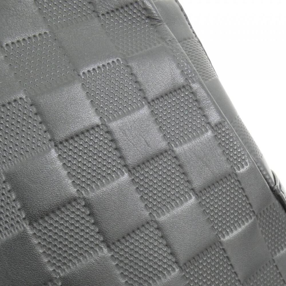 Louis Vuitton Crossbody Bag