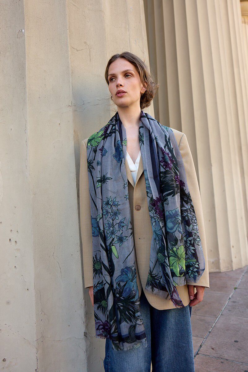 LIVING GARDEN Scarf
