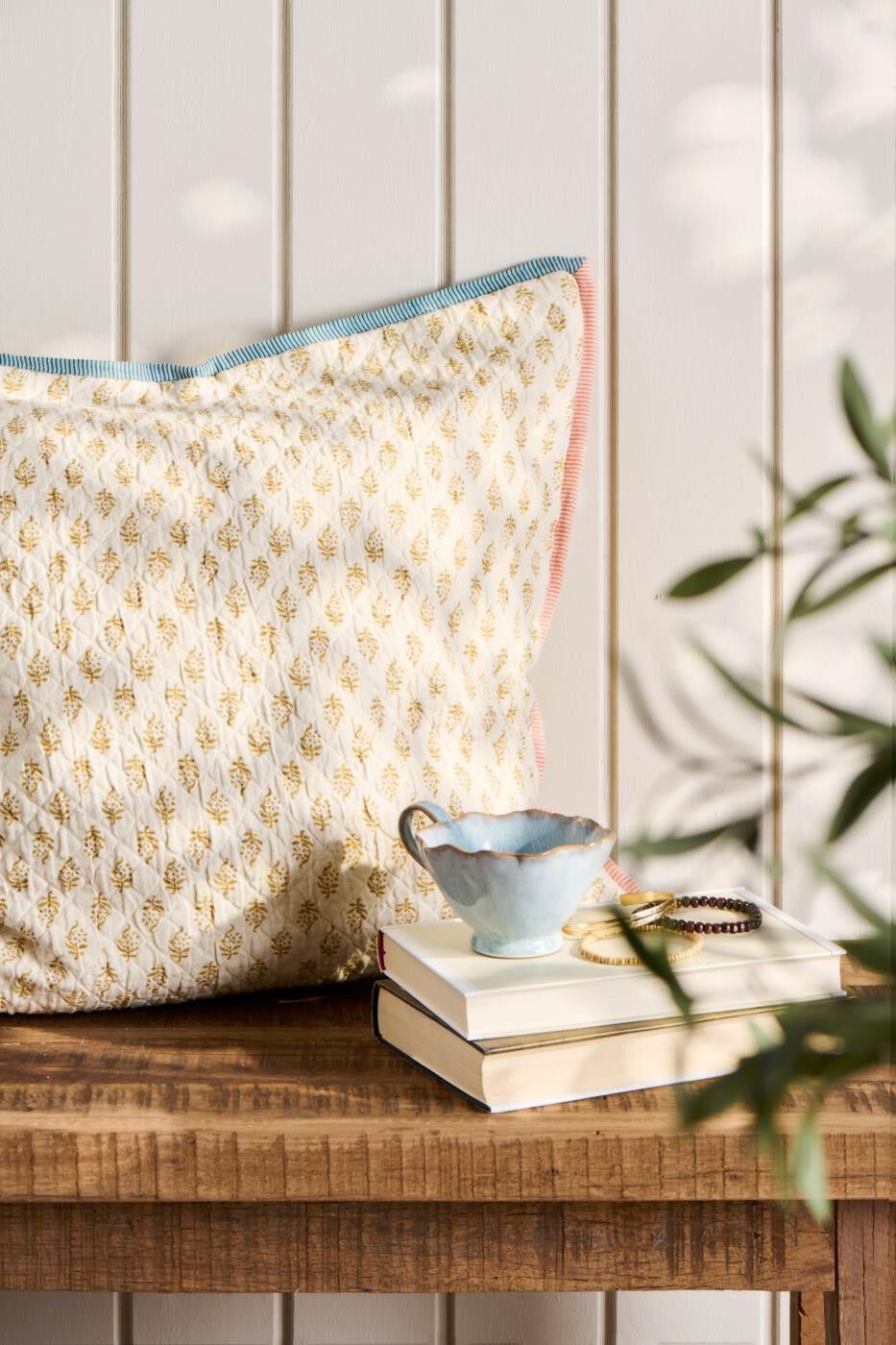 Pude Vigga m/mustard print dobbeltv&aelig;vet,