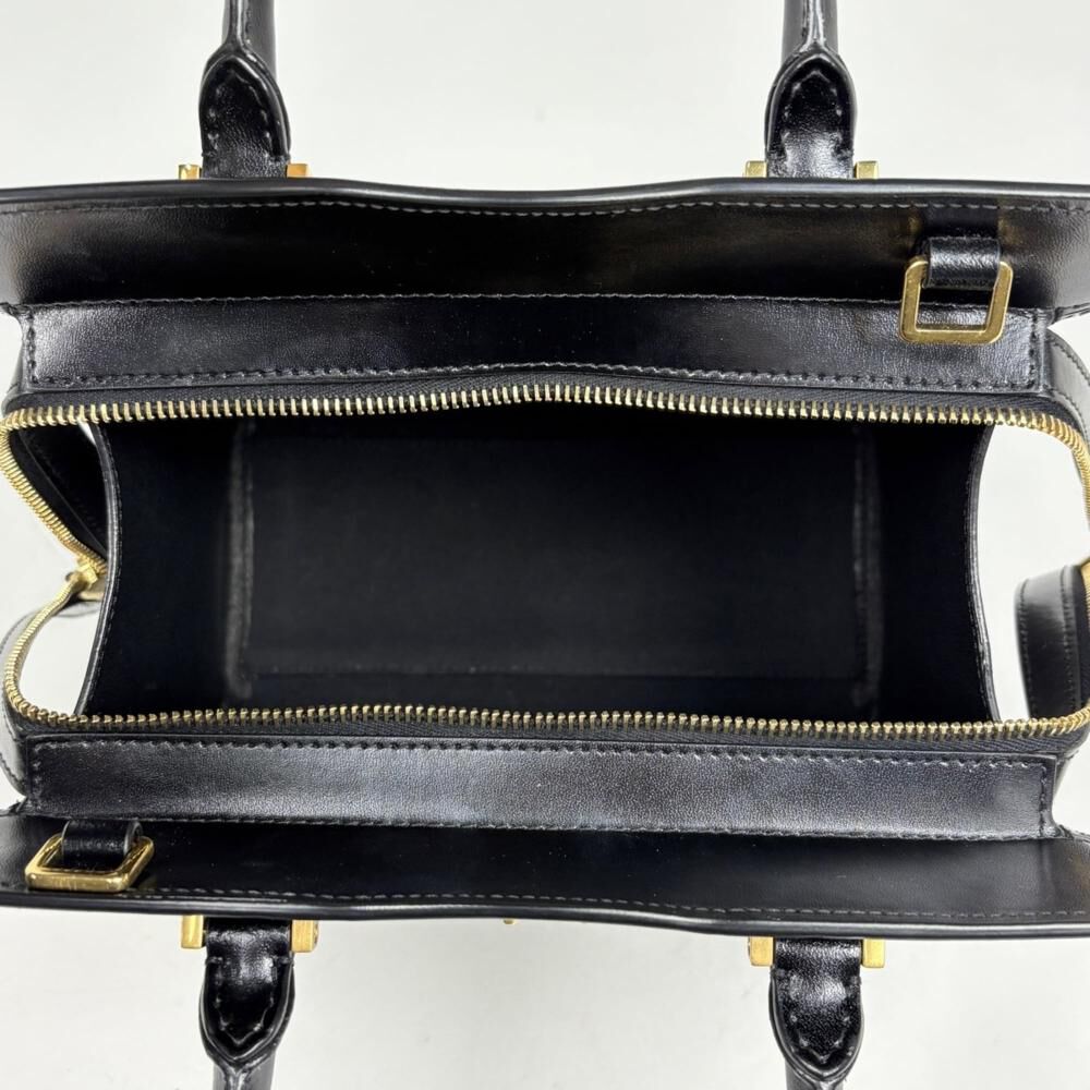 Yves Saint Laurent Handbag