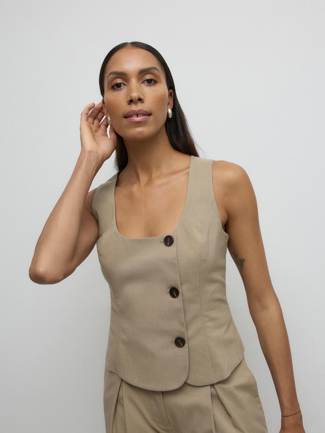 Awayah U-Neck Waistcoat