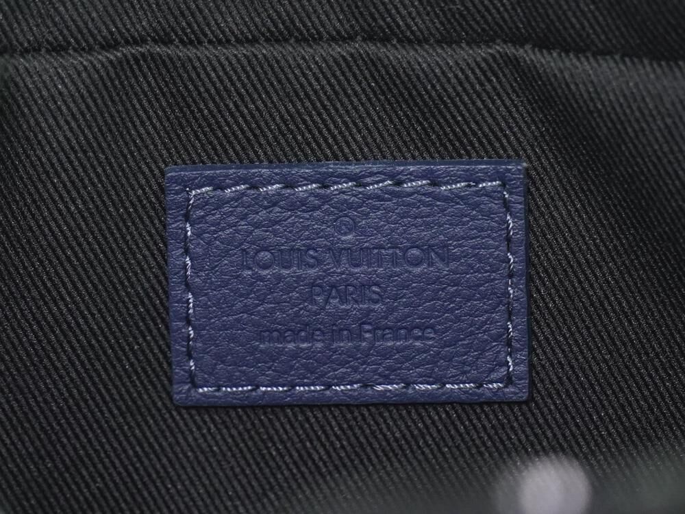 Louis Vuitton Messenger