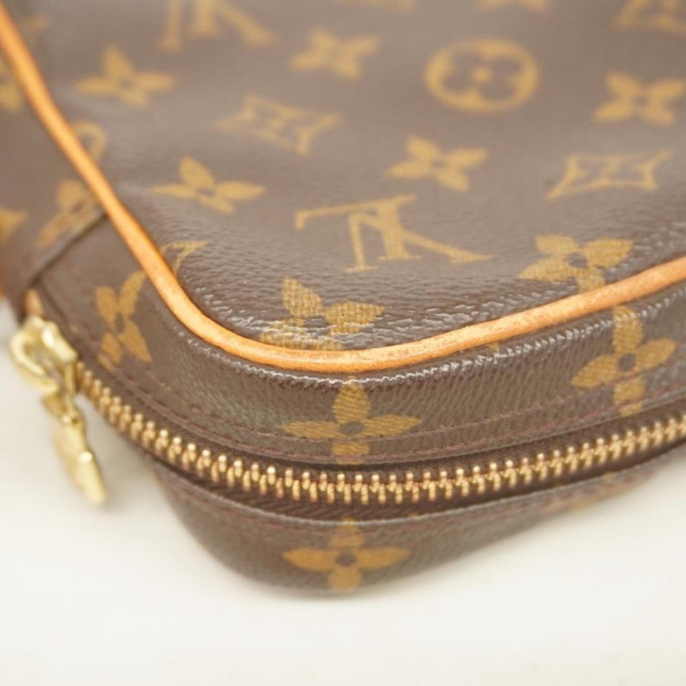 Louis Vuitton Shoulder Bags