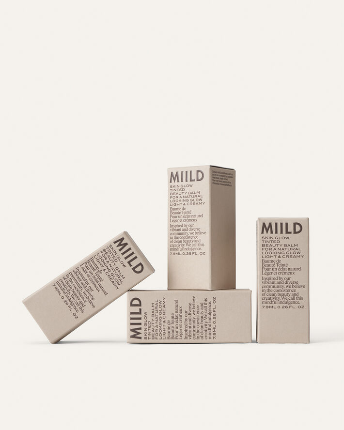 Skin Glow Tinted Beauty Balm highlighter