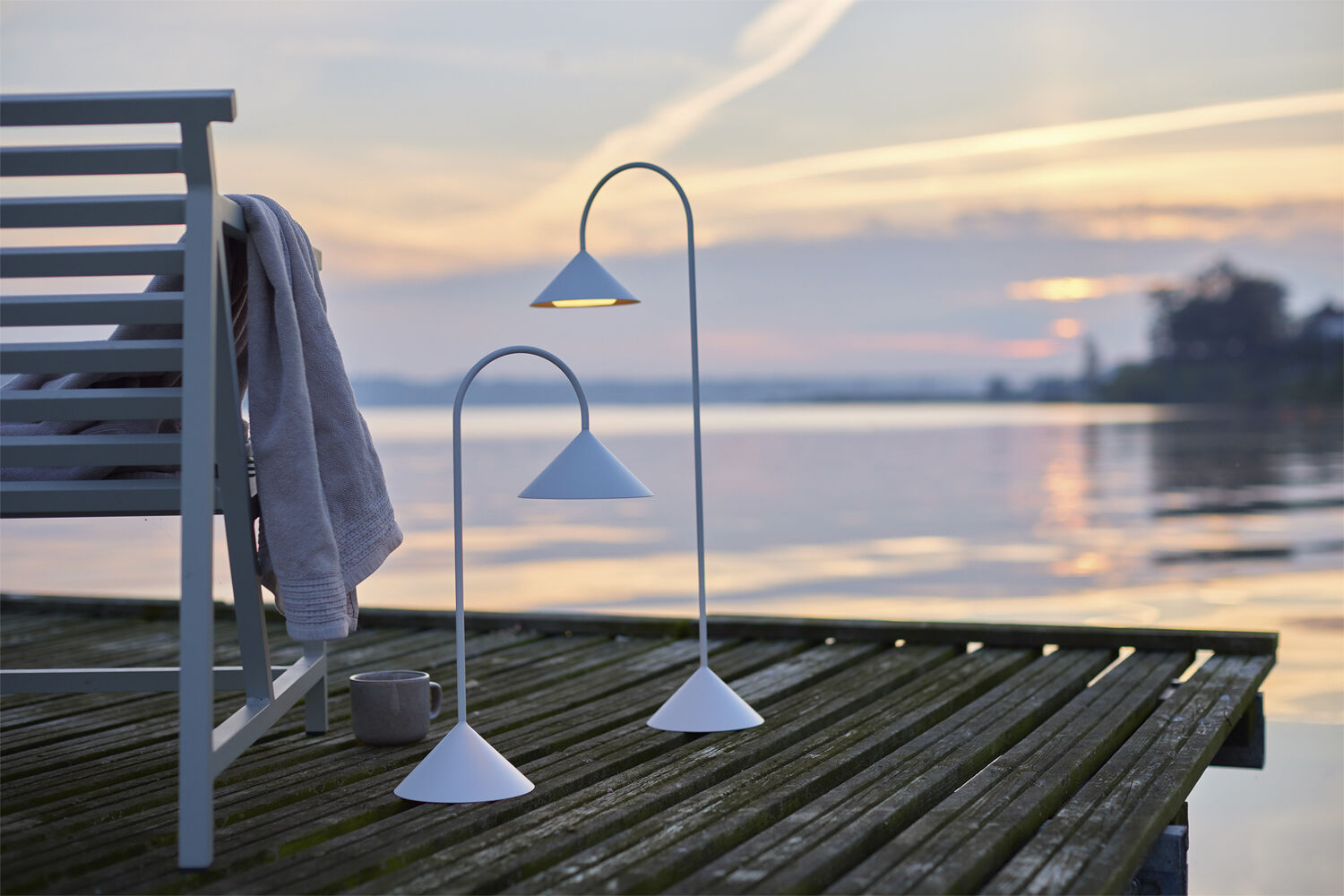 Grasp Portable Table Lamp H47