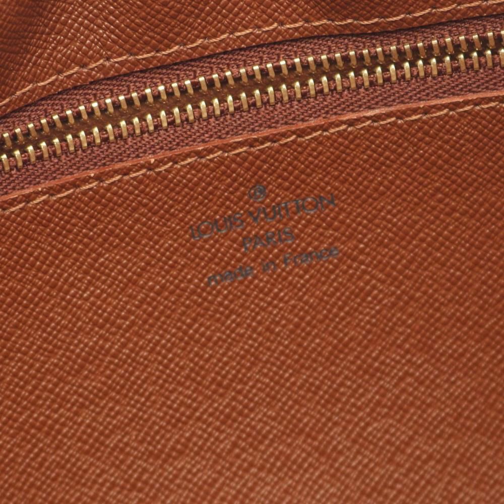 Louis Vuitton Shoulder Bags