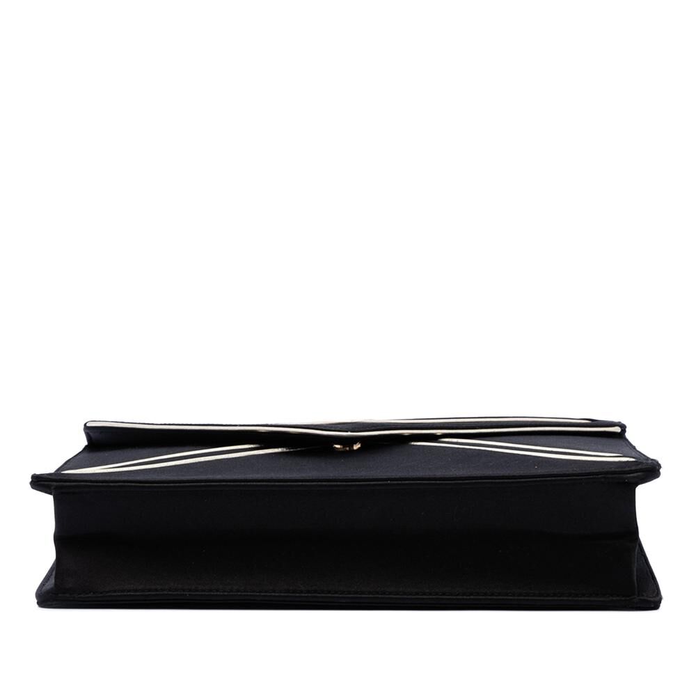 Yves Saint Laurent Shoulder Bag