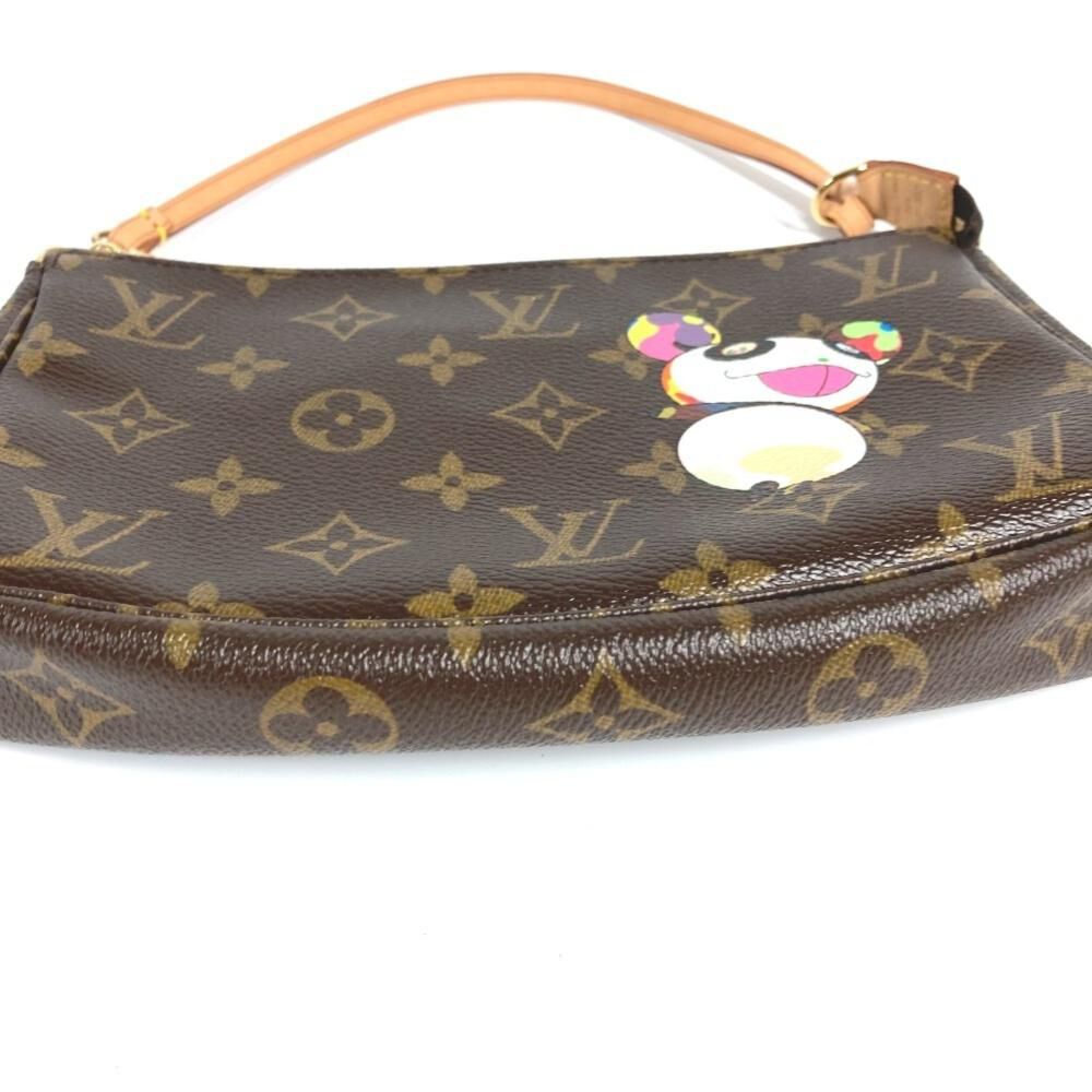 Louis Vuitton Clutch