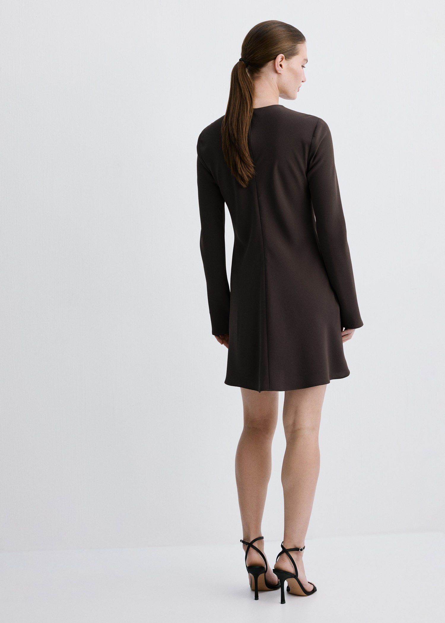 Long-sleeved dress with draped neck