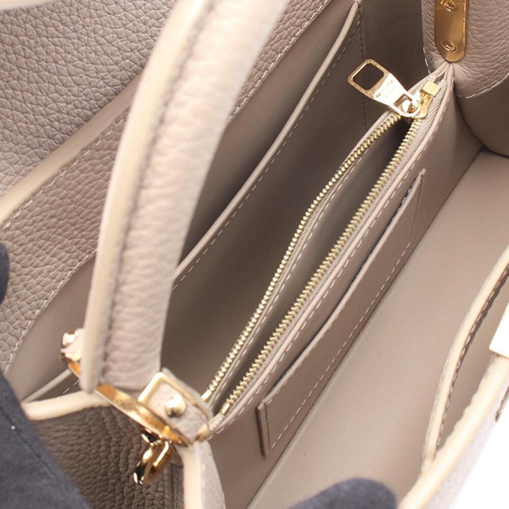 Louis Vuitton Capucines