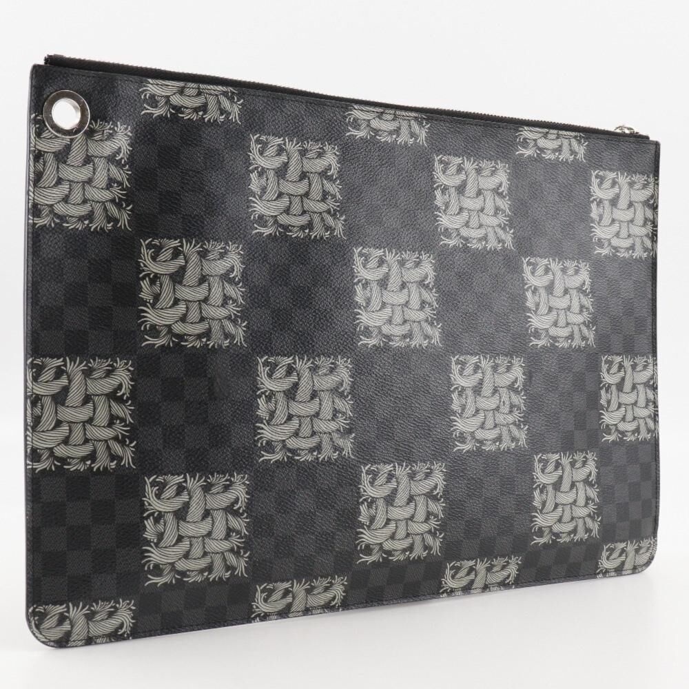 Louis Vuitton Clutch