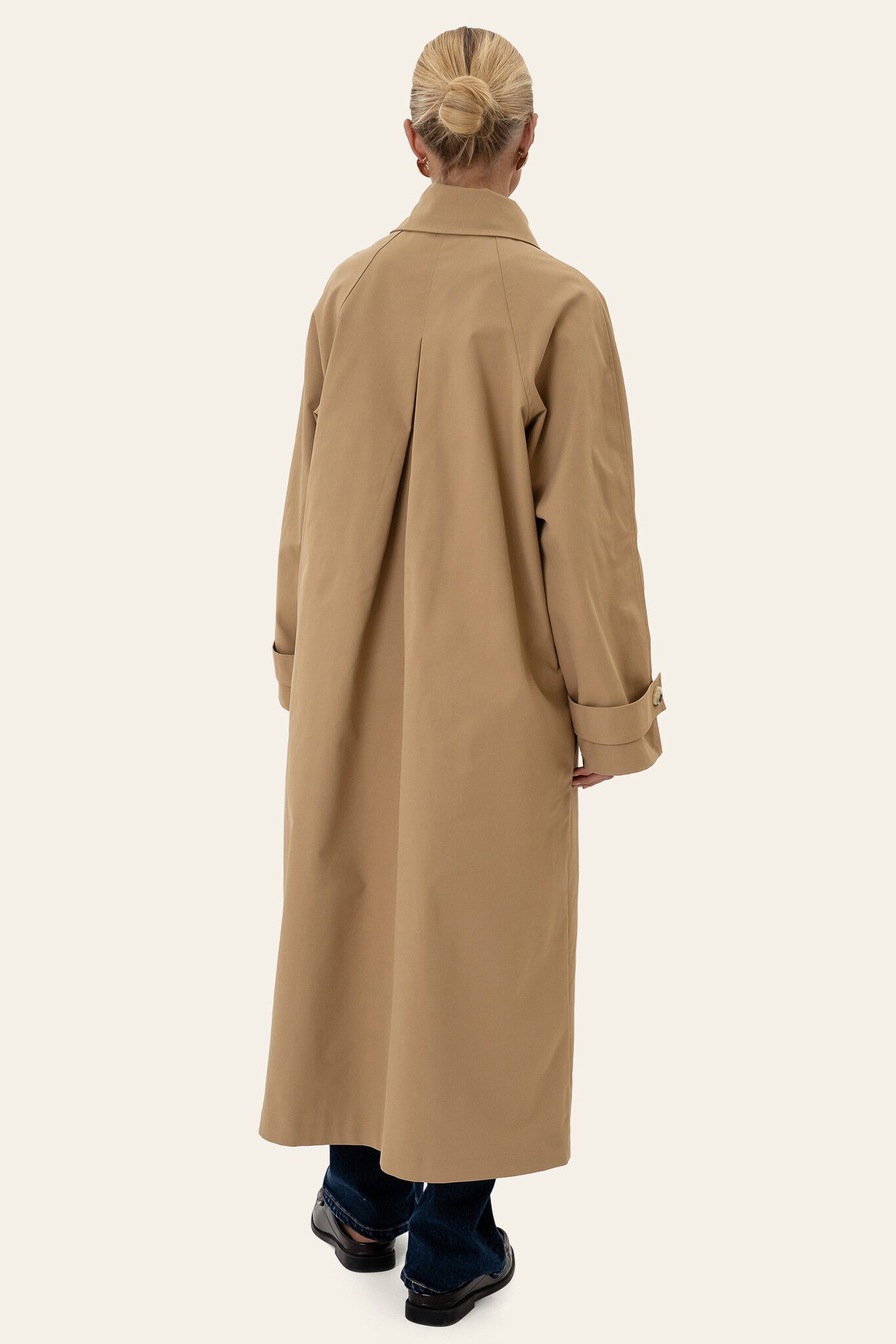 AvaIC Trenchcoat