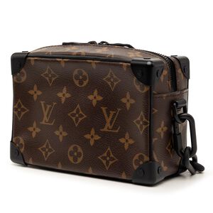 Louis Vuitton Shoulder Bags
