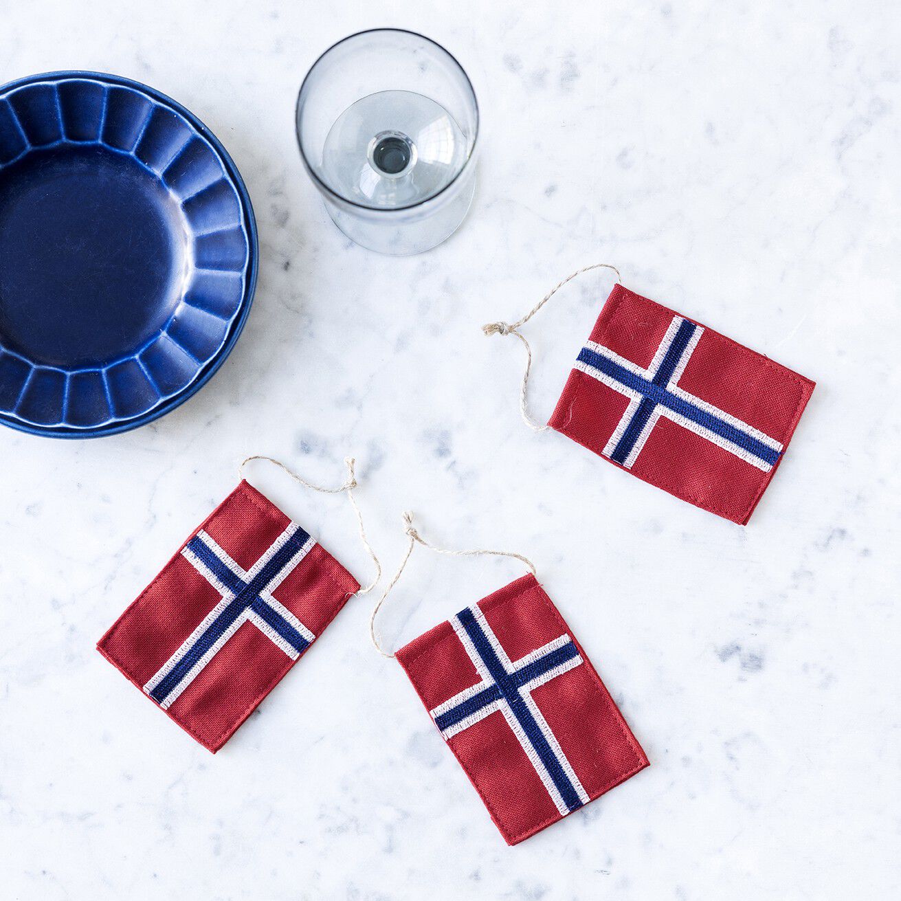 3 stk. Store Norske Pynteflag