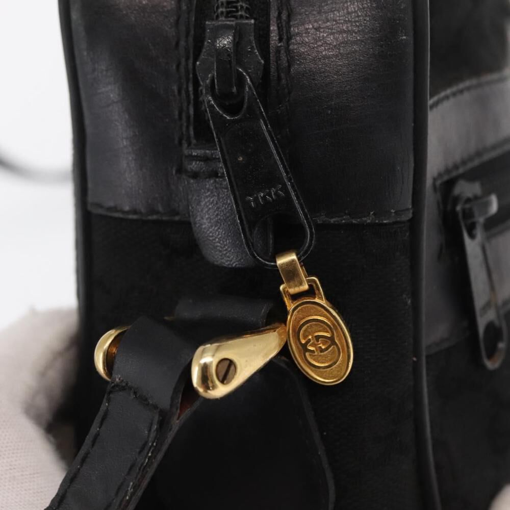 Gucci Shoulder Bag