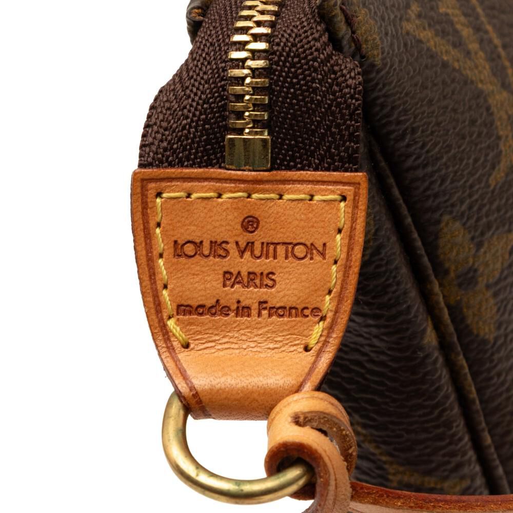 Louis Vuitton Pochette Accessoires