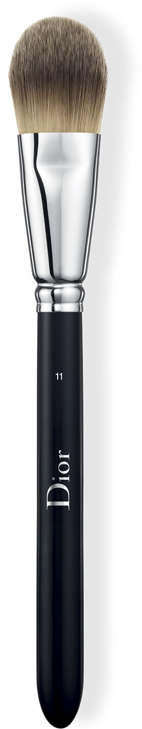 Backstage Foundation brush