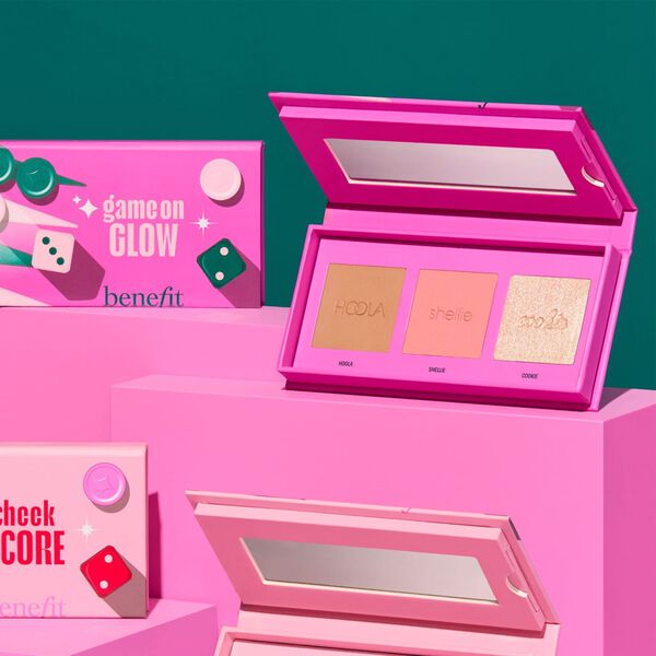 Game On Glow  Rouge, Bronzer & Highlighter Palette i julutgåva