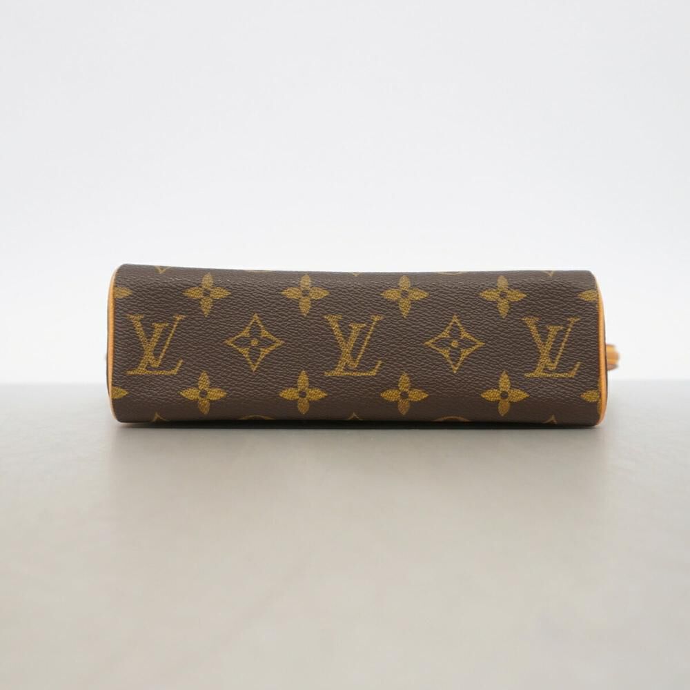Louis Vuitton Recital