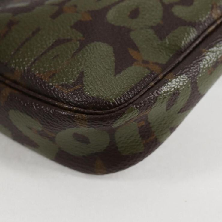 Louis Vuitton Pochette Accessoires