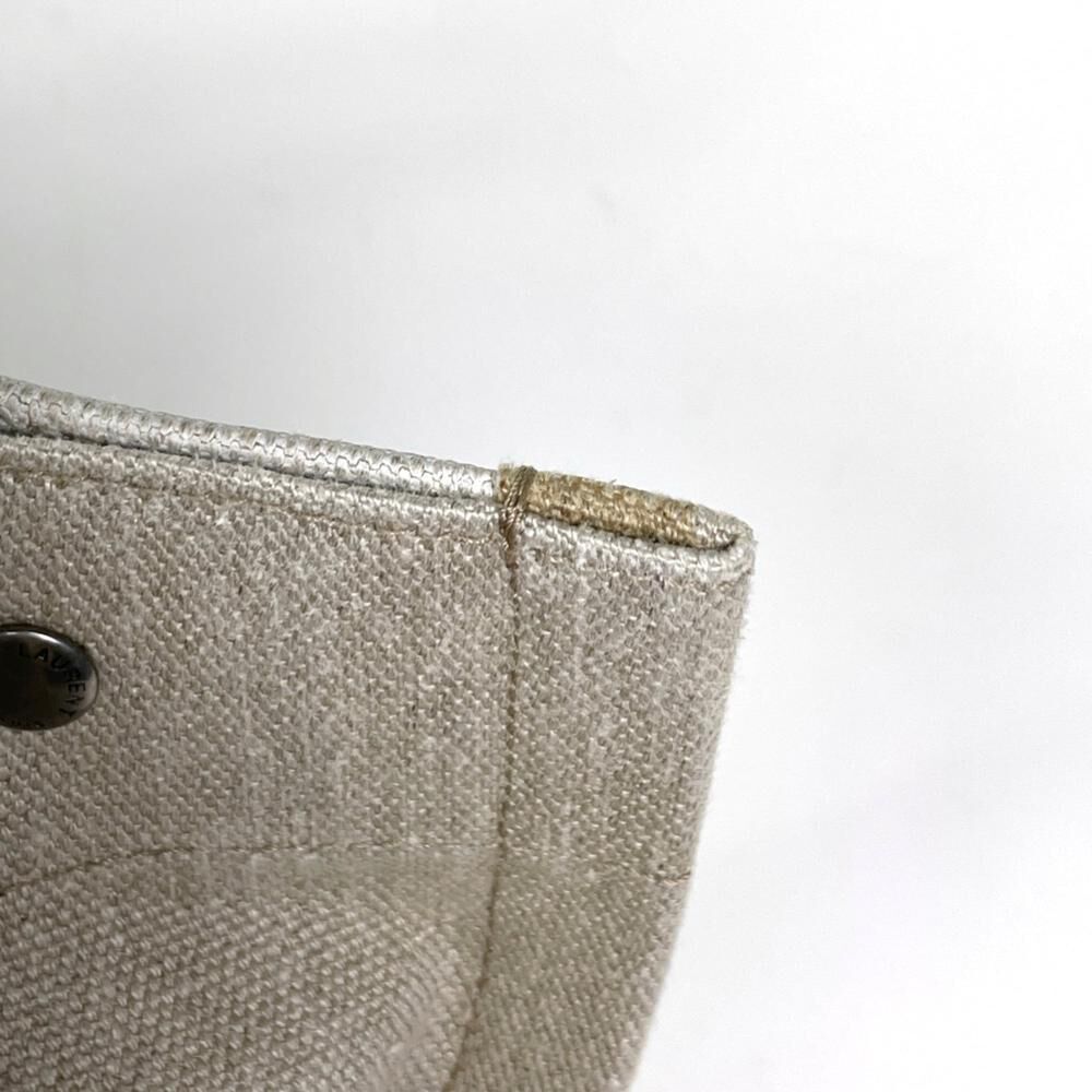 Yves Saint Laurent Tote