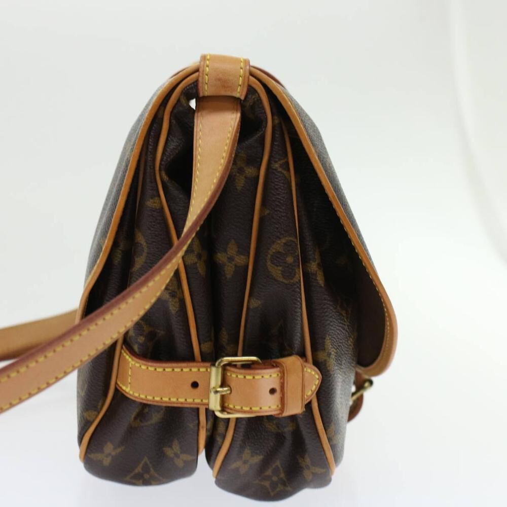 Louis Vuitton Saumur