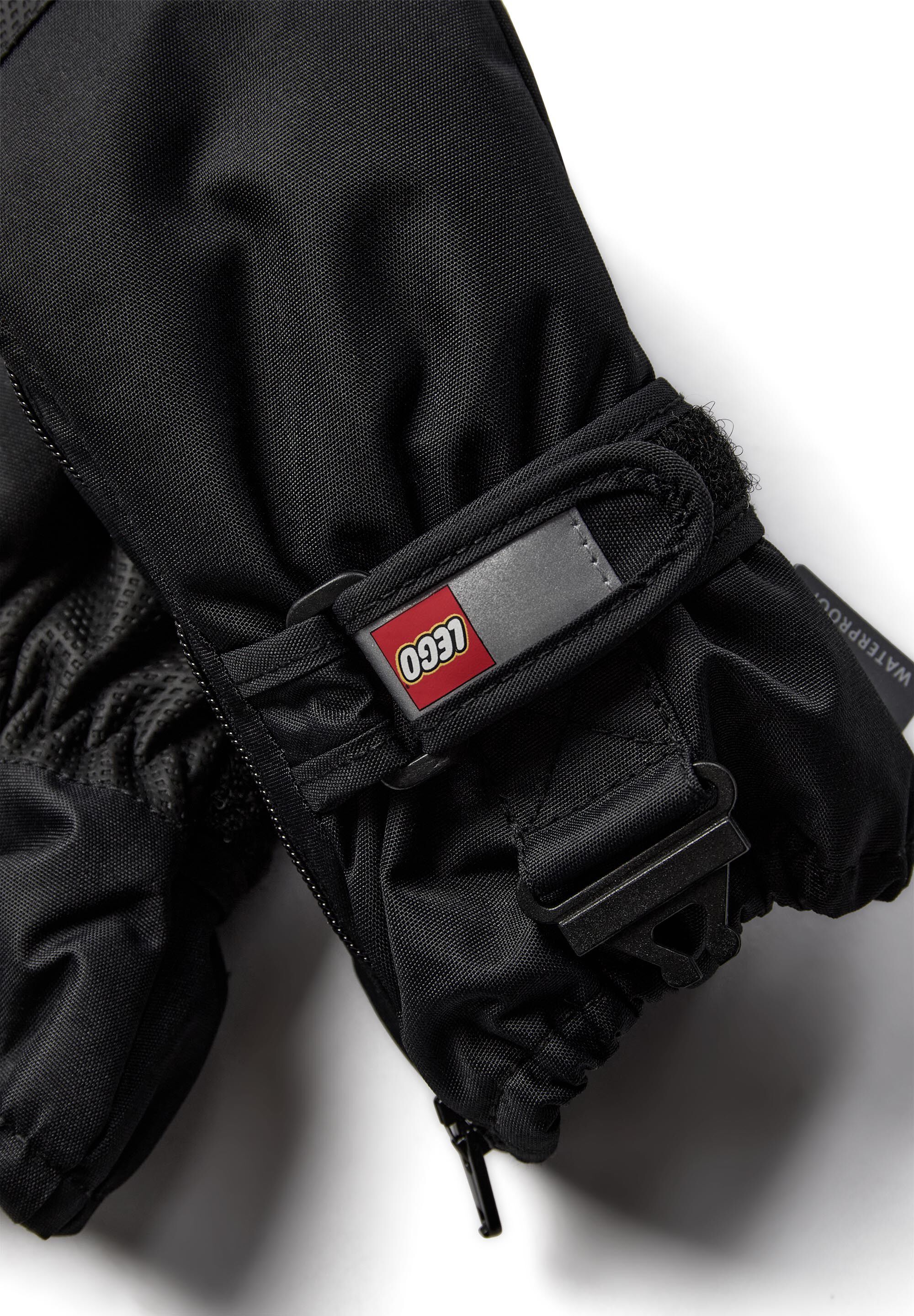 LWARIPO 703 - MITTENS W/MEM.