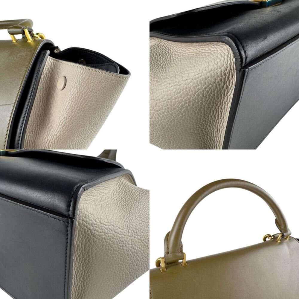 C&eacute;line Trapeze