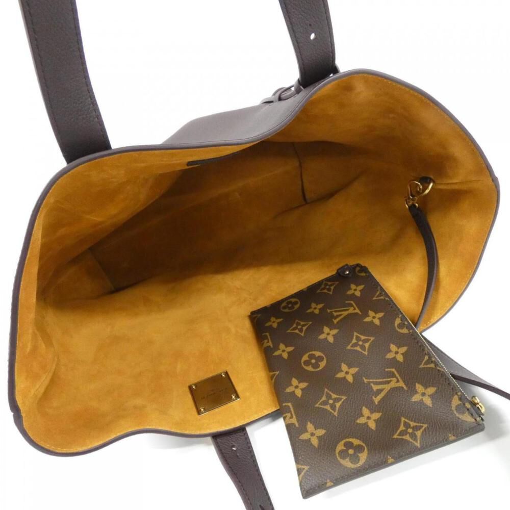 Louis Vuitton Tote