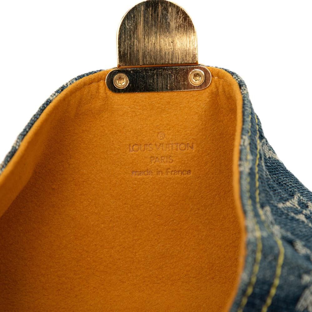 Louis Vuitton Clutch