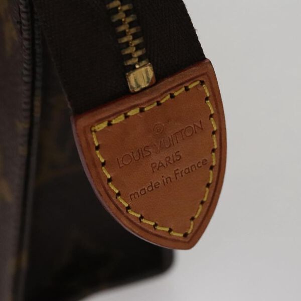 Louis Vuitton Poche Toilette