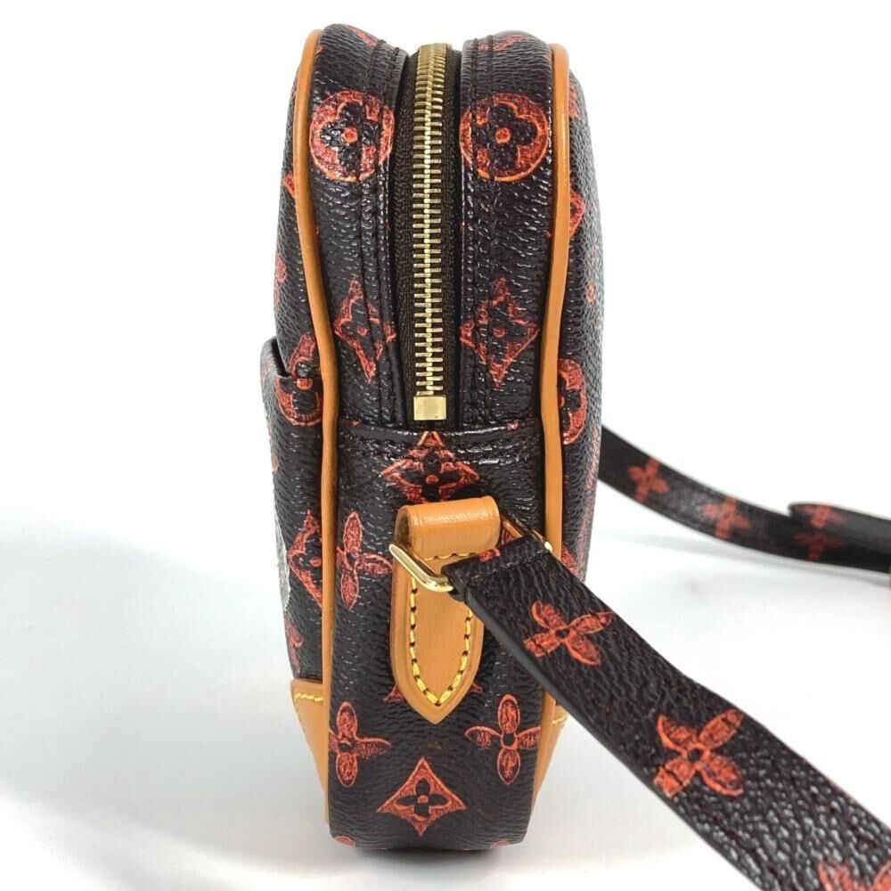 Louis Vuitton Shoulder Bags