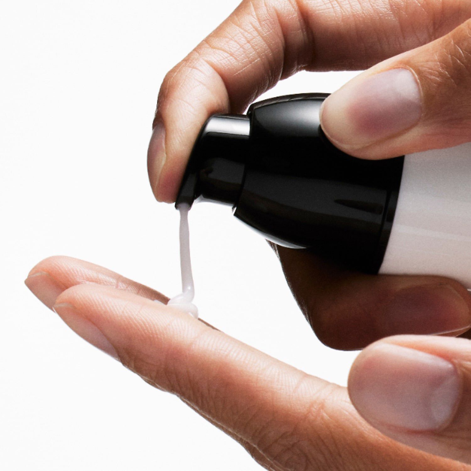 360 Skin Clearing Serum - Serum mot oj&auml;mnheter