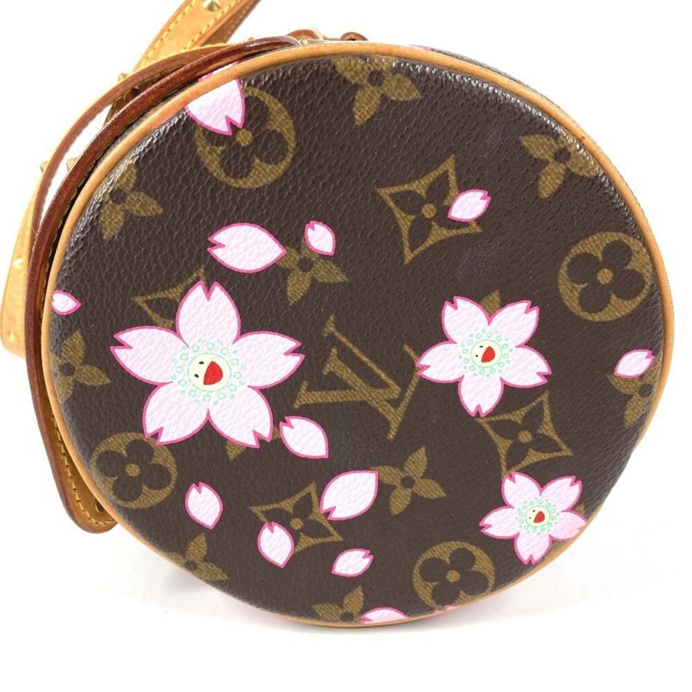 Louis Vuitton Papillon