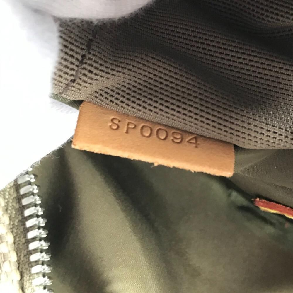 Louis Vuitton Shoulder Bags
