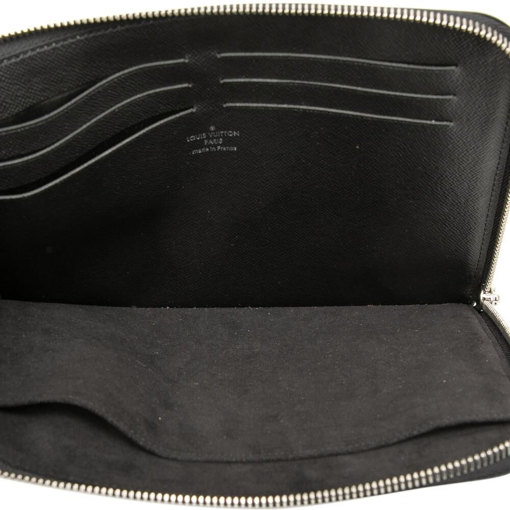 Louis Vuitton Clutch
