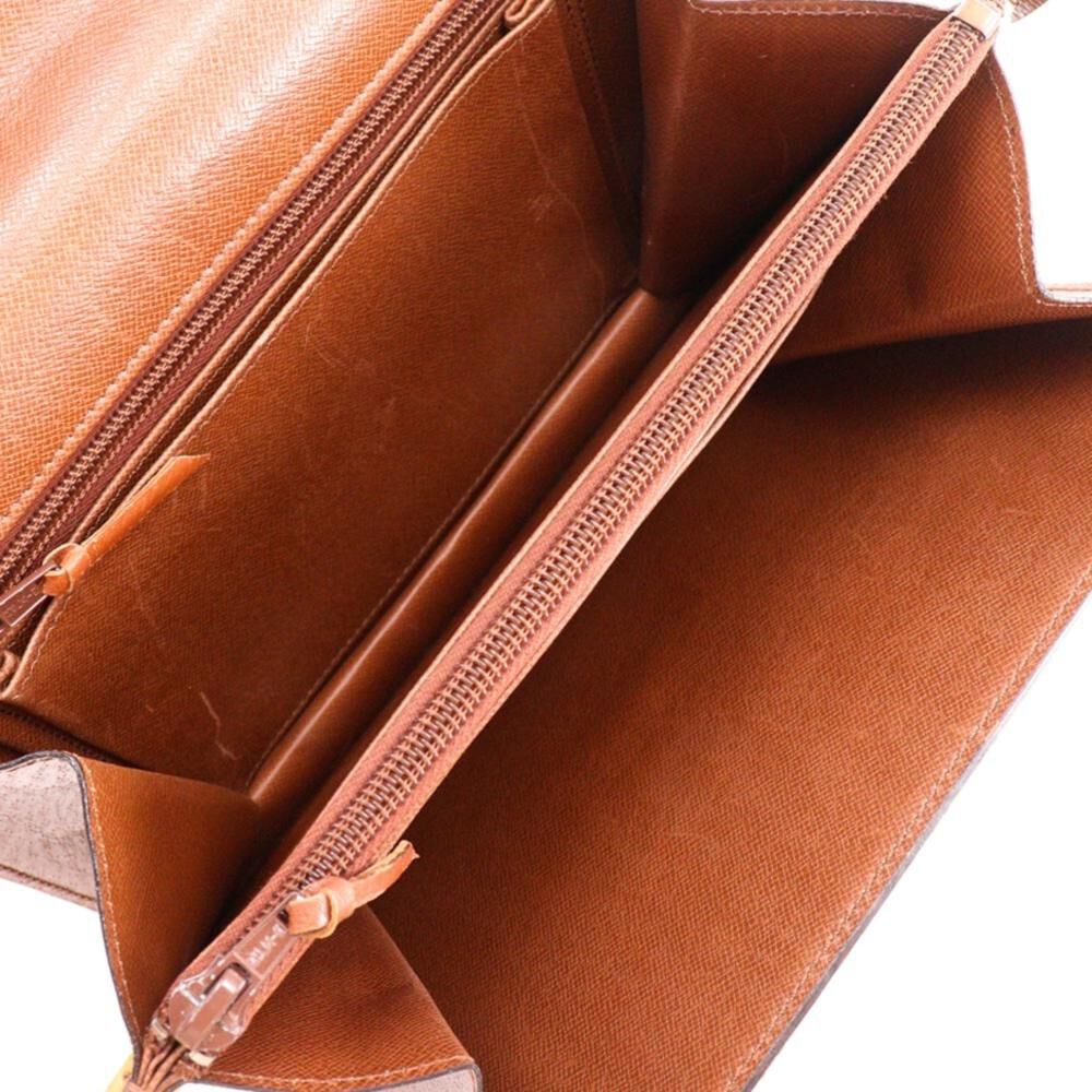 Louis Vuitton Dauphine